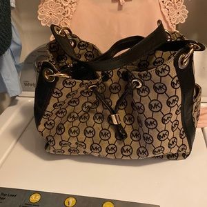 Michael Kohrs Black Tan Handbag